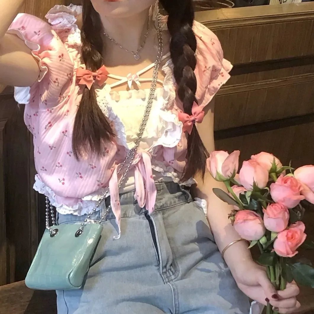 血洒万花团